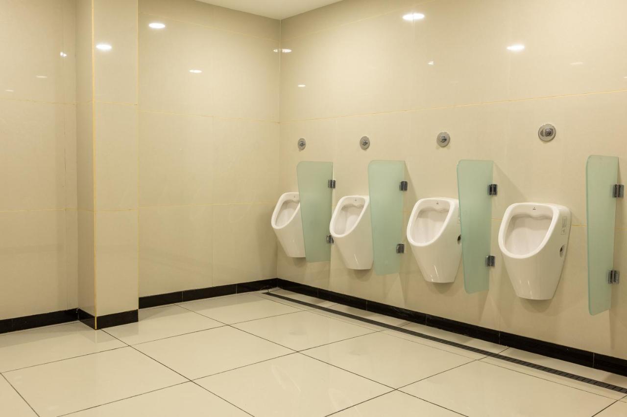 The Grand Monarch Hotel, ウッジャイン エクステリア 写真